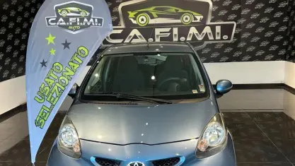 Usata Toyota Aygo 68 CV (50 kW) 2008 Blu Utilitaria
