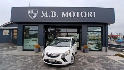 Usata 2016 Opel Zafira Tourer Monovolume | 9900 € (Buon prezzo)