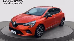 Arancione Usata 2022 Renault Clio V Techno Due volumi | 16.992 € (Ottimo prezzo)