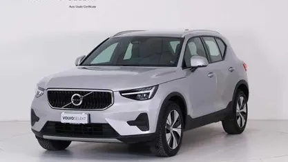 Usata Volvo XC40 Core 163 CV (119 kW) 2023 Argento SUV