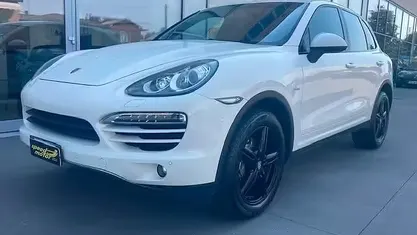 Usata Porsche Cayenne 245 CV (180 kW) 2011 Bianco SUV