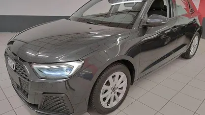Usata Audi A1 Sportback Business 116 CV (85 kW) 2025 Grigio scuro Utilitaria