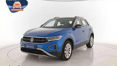 Ravenna blue metallizzato nero Usata 2023 VW T-Roc Life SUV | 24.000 € (Ottimo prezzo)