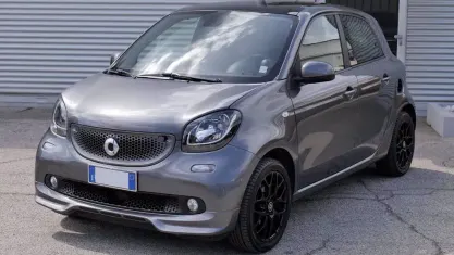 Usata Smart ForFour Passion 71 CV (52 kW) 2019 Grigio Utilitaria