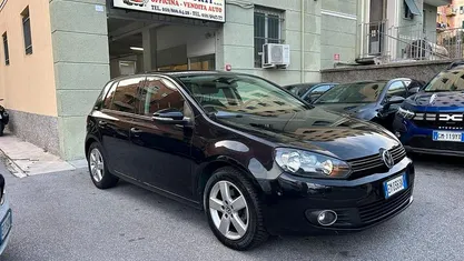 Usata VW Golf VI Comfortline 105 CV (77 kW) 2011 Nero Utilitaria
