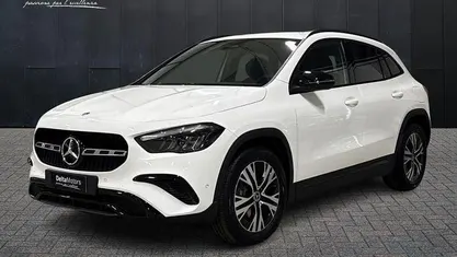 Nero Nuova 2026 Mercedes GLA200 Advanced SUV | 40.880 € (Buon prezzo)