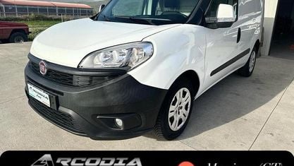 Usata Fiat Doblò Pop 95 CV (69 kW) 2016 Bianco Monovolume