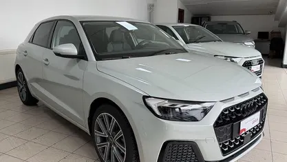 Usata Audi A1 Sportback Admired 116 CV (85 kW) 2025 Argento cavo Utilitaria