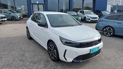 Usata Opel Corsa 101 CV (74 kW) 2025 Bianco Utilitaria