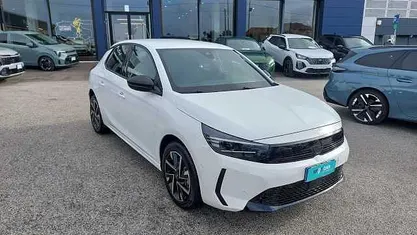 Usata Opel Corsa 101 CV (74 kW) 2025 Bianco Utilitaria