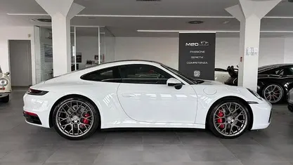 Usata Porsche 992 Chrono 450 CV (330 kW) 2021 Coupé