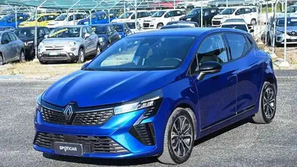 Blu Usata 2024 Renault Clio V Techno Due volumi | 14.950 € (Buon prezzo)