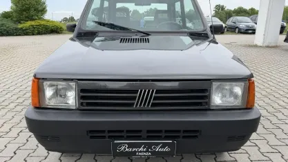 Usata Fiat Panda 4x4 50 CV (36 kW) 1992 Gray Utilitaria