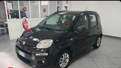 Usata Fiat Panda Lounge 75 CV (55 kW) 2012 Utilitaria
