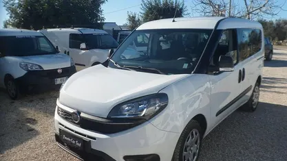 Bianco Usata 2020 Fiat Doblò Monovolume | 9500 € (Buon prezzo)