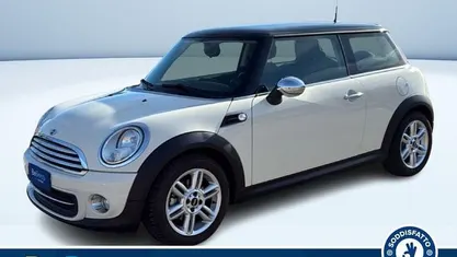 Usata Mini Cooper 122 CV (89 kW) 2010 Beige metallizzato Utilitaria