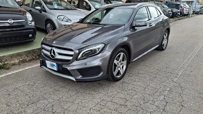 Grigio Usata 2015 Mercedes GLA200 AMG SUV | 14.900 € (Buon prezzo)