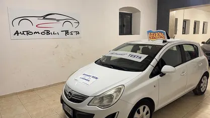 Bianco Usata 2012 Opel Corsa Tre volumi | 4950 € (Buon prezzo)