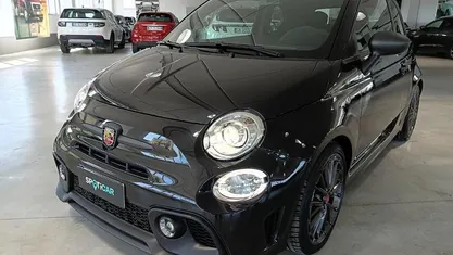Begagnad Abarth 595C 179 HK (131 kW) 2023 Cab
