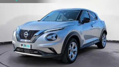 Usata Nissan Juke Acenta 114 CV (83 kW) 2021 Grigio SUV