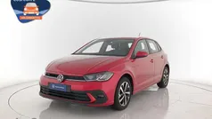 Kings red metallizzato Usata 2022 VW Polo Life Tre volumi | 18.000 € (Buon prezzo)