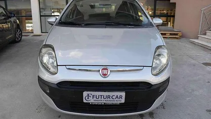 Grigio Usata 2011 Fiat Punto Evo Dynamic Due volumi | 3800 € (Buon prezzo)