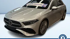 Argento metallizzato Usata 2024 Mercedes A180 Advanced Plus Tre volumi | 36.100 € (Buon prezzo)