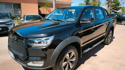 Usata EVO Cross 4 136 CV (100 kW) 2023 Nero Pick-up