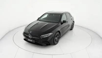 Usata Mercedes A180 AMG Line Premium 116 CV (85 kW) 2023 Nero Berlina
