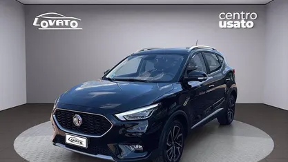 Usata MG ZS Luxury 106 CV (77 kW) 2024 Nero SUV