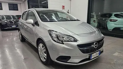 Argento Usata 2019 Opel Corsa Innovation Tre volumi | 7300 € (Super prezzo)
