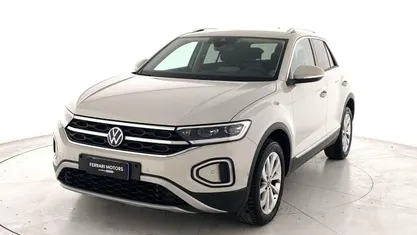 Usata VW T-Roc Life 150 CV (110 kW) 2022 SUV