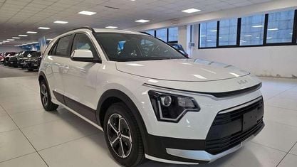 Nieuw Kia Niro 2025 Wit SUV