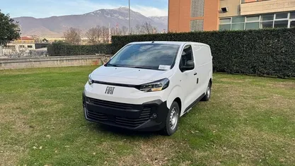 Bianco Nuova 2025 Fiat Scudo Furgone | 24.900 € (Ottimo prezzo)