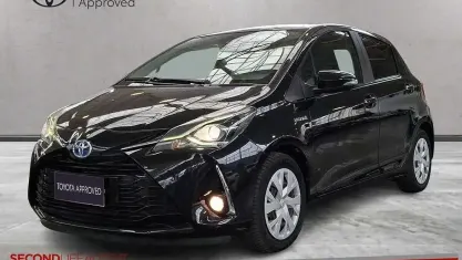 Usata Toyota Yaris Active 101 CV (74 kW) 2018 Nero Utilitaria