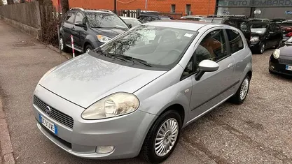 Usata Fiat Grande Punto Active 77 CV (56 kW) 2006 Utilitaria