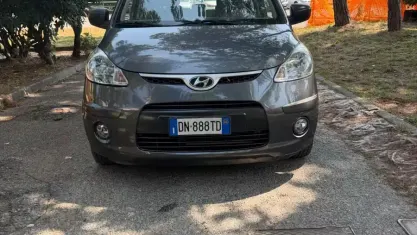 Usata Hyundai i10 Active 66 CV (48 kW) 2008 Grigio Utilitaria