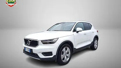 Usata Volvo XC40 Momentum 150 CV (110 kW) 2018 SUV