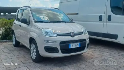 Usata Fiat Panda Lounge 85 CV (62 kW) 2015 Beige Utilitaria