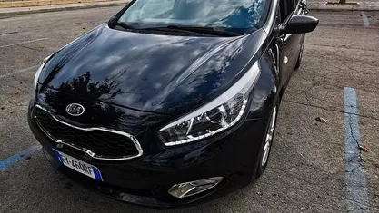 Usata Kia Ceed Sportswagon 128 CV (94 kW) 2015 Nero Station wagon