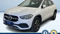 Bianco pastello Usata 2023 Mercedes GLA250 Business SUV | 30.900 € (Super prezzo)
