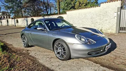 Usata Porsche 911 Carrera 4 300 CV (220 kW) 2001 Coupé