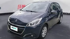 Grigio Usata 2016 Peugeot 208 Active Due volumi | 8450 € (Buon prezzo)