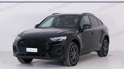 Usata Audi Q5 Sportback Comfort 204 CV (150 kW) 2025 Nero SUV