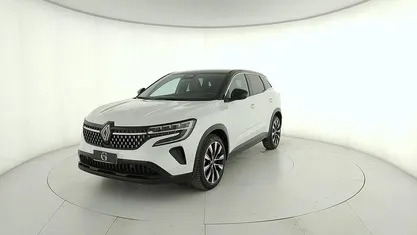 Usata Renault Austral Techno 200 CV (147 kW) 2023 Bianco SUV