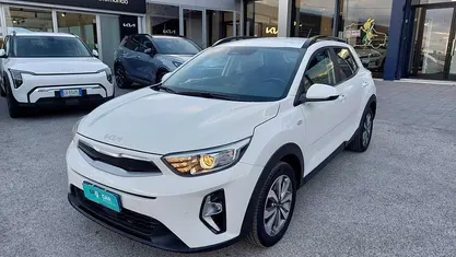 Usata Kia Stonic Style 84 CV (61 kW) 2022 SUV