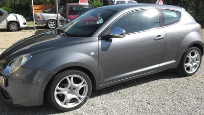 Usata Alfa Romeo MiTo Distinctive 95 CV (69 kW) 2012 Gray Utilitaria