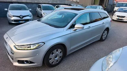 Usata Ford Mondeo Titanium 180 CV (132 kW) 2016 Argento Station wagon