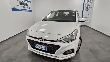 Usata Hyundai i20 Advanced 75 CV (55 kW) 2019 Bianco Utilitaria