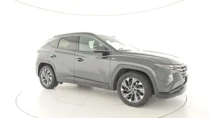 Käytetty Hyundai Tucson 136 HP (100 kW) 2023 Harmaa Katumaasturi